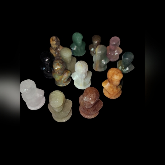 Donald Trump natural gemstone carvings. 2 FOR 15. PICKED RANDOMLY - Picture 7 of 10